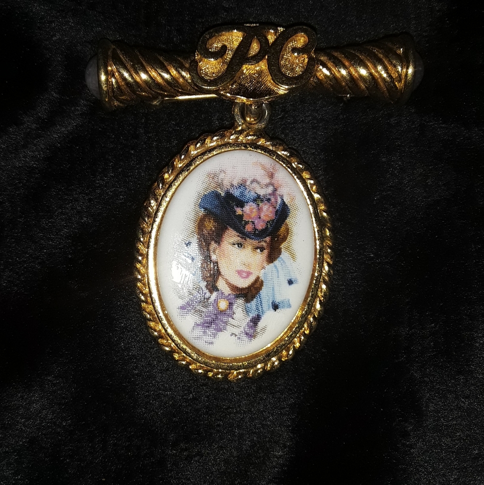Antique pin